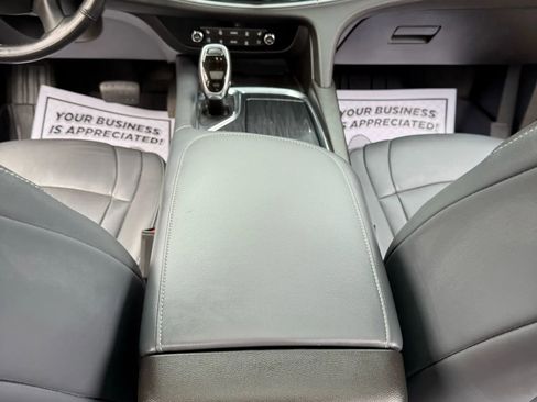 Used 2019 Buick Enclave Premium w/ Experience Buick Package image 28