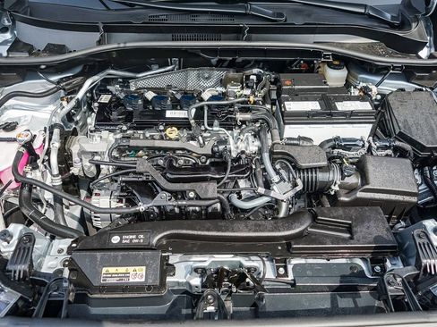 Used 2026 Toyota Corolla Cross LE image 30