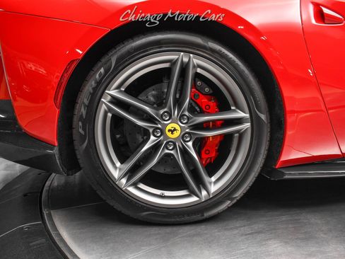 Used 2021 Ferrari 812 GTS image 58