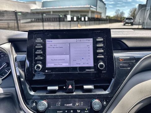 Used 2023 Toyota Camry LE image 25