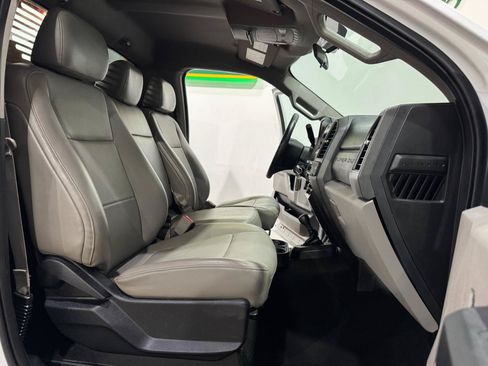 Used 2017 Ford F350 XL w/ Power Equipment Group AWD/4WD image 13
