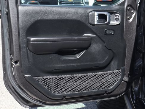 Used 2020 Jeep Wrangler Unlimited Rubicon AWD/4WD image 15