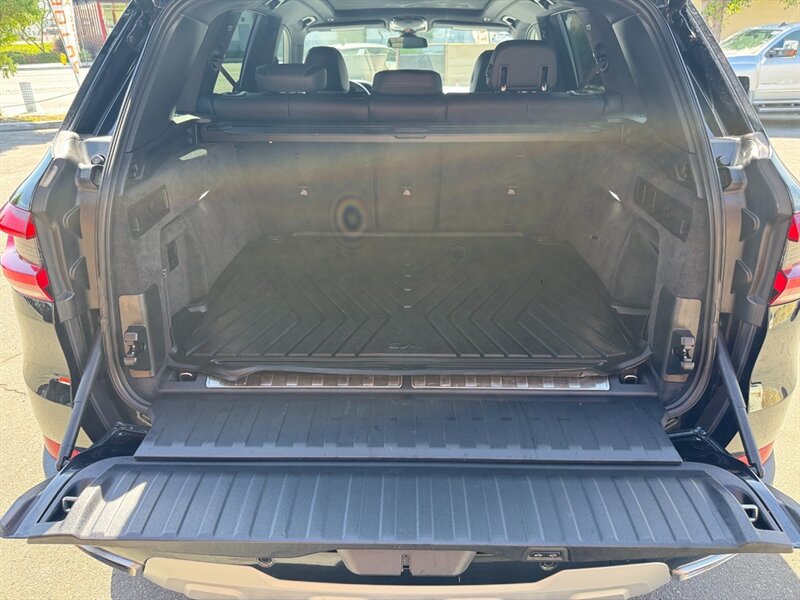 Used 2023 BMW X5 xDrive45e AWD/4WD image 17