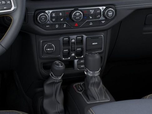 New 2026 Jeep Wrangler Unlimited Sahara AWD/4WD image 25