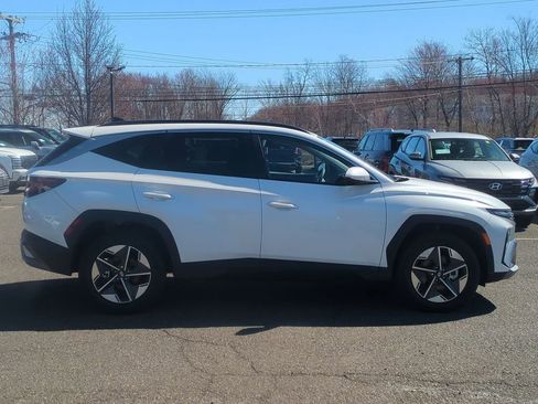 Certified 2025 Hyundai Tucson SEL image 2