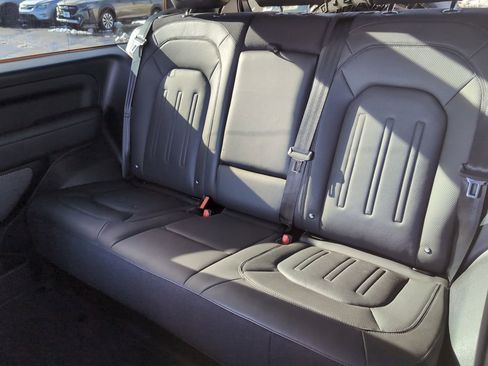 Used 2021 Land Rover Defender 90 X image 12