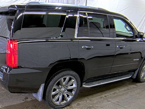 Used 2017 Chevrolet Tahoe Premier AWD/4WD image 3