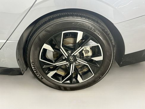 Used 2025 Hyundai Sonata SEL FWD image 11
