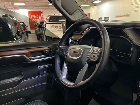 Used 2023 GMC Sierra 1500 Denali w/ Denali Reserve Package AWD/4WD image 29