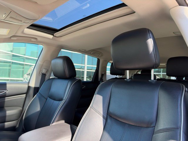 Used 2016 INFINITI QX60 Luxe w/ Premium Package AWD/4WD image 13