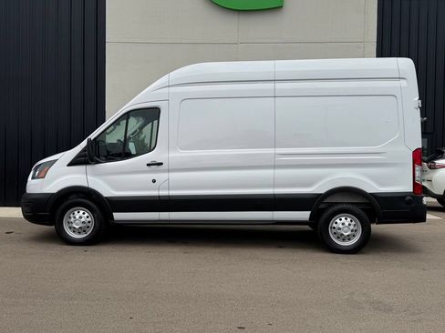Used 2025 Ford Transit 250 148 High Roof AWD image 2