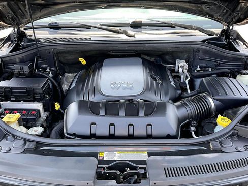 Used 2013 Jeep Grand Cherokee Altitude AWD/4WD image 28