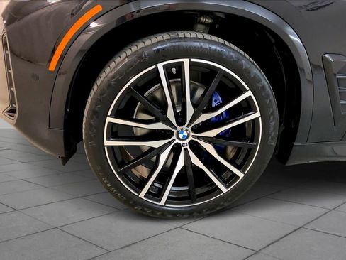Certified 2024 BMW X5 xDrive40i w/ M Sport Package image 10