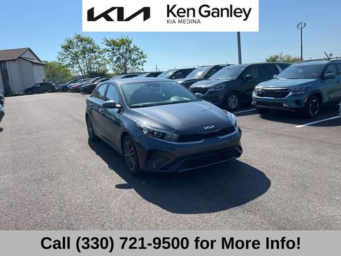 Certified 2024 Kia Forte LXS w/ LXS Technology Package FWD image 4