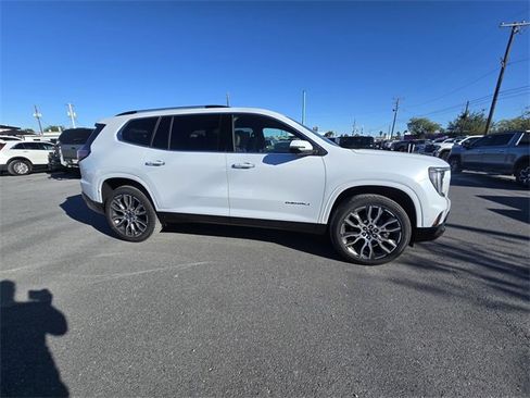 New 2026 GMC Acadia Denali Ultimate image 4