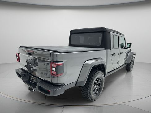 Used 2022 Jeep Gladiator Sport AWD/4WD image 4