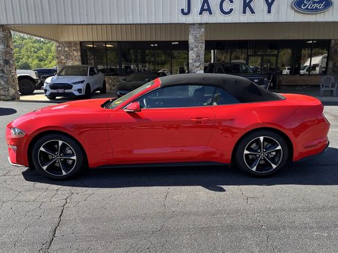Used 2018 Ford Mustang Convertible RWD image 1
