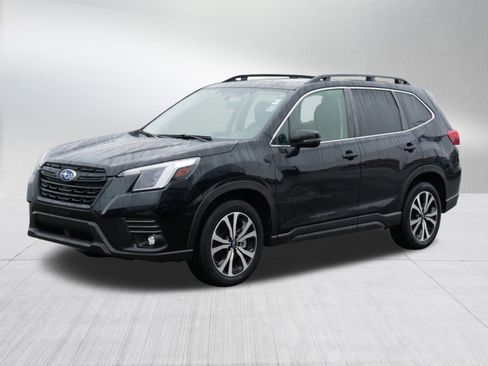 Used 2024 Subaru Forester Limited image 3