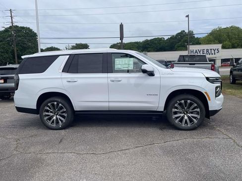 New 2026 Chevrolet Tahoe High Country RWD image 2