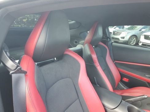Used 2023 Nissan Z w/ Floor Mat Package (L93) RWD image 27