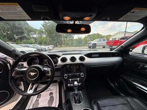 Used 2017 Ford Mustang GT Premium RWD image 26