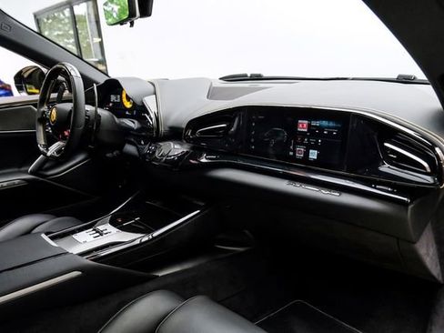 Used 2025 Ferrari Purosangue image 46