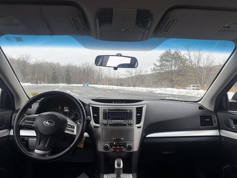 Used 2012 Subaru Outback 2.5i Premium w/ All-Weather Pkg image 15