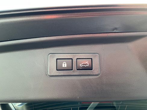 Certified 2024 Subaru Outback Limited image 31