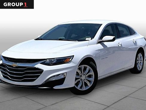 Used 2024 Chevrolet Malibu LT FWD image 1