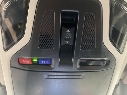 Certified 2025 Subaru Outback Limited image 25