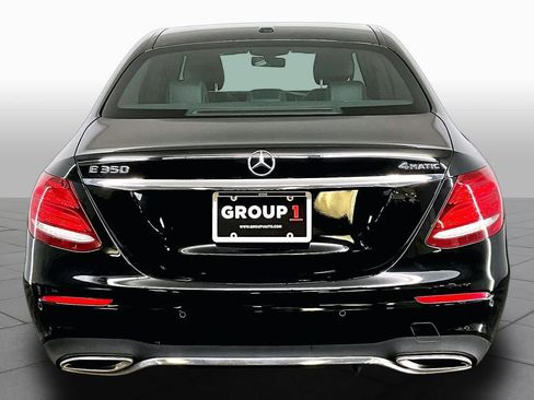 Used 2020 Mercedes-Benz E 350 4MATIC Sedan image 5