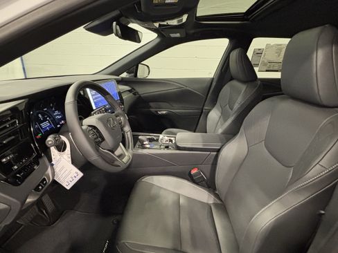 Used 2026 Lexus RX 350h w/ Convenience Package AWD/4WD image 29