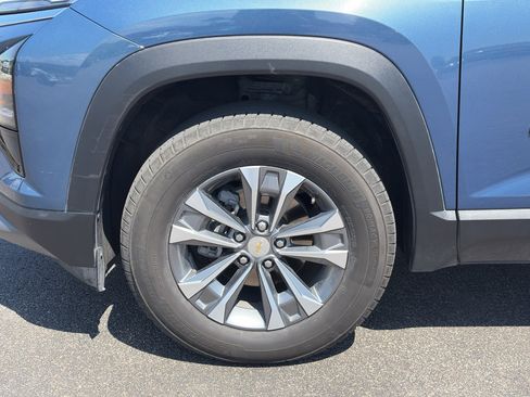 Certified 2025 Chevrolet Equinox LT AWD/4WD image 29