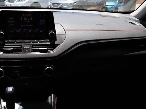 Used 2021 Nissan Altima 2.5 SR FWD image 44