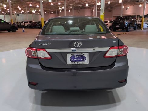 Used 2013 Toyota Corolla LE FWD image 4