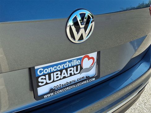 Used 2021 Volkswagen Tiguan SE image 30