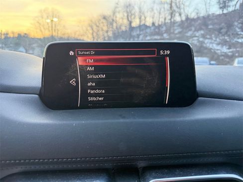 Used 2019 MAZDA CX-5 Signature image 13