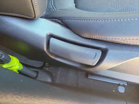 Certified 2022 Kia Seltos SX image 9