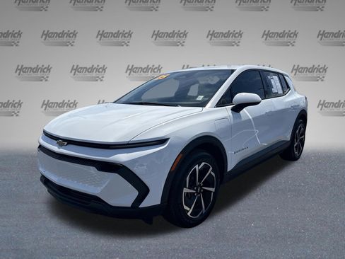 Used 2025 Chevrolet Equinox EV LT image 5