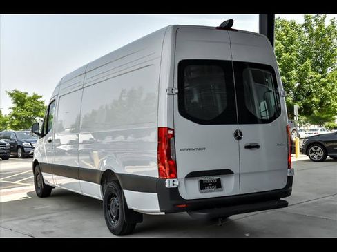 New 2025 Mercedes-Benz Sprinter 2500 image 4
