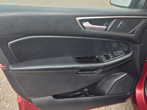 Used 2015 Ford Edge SEL w/ Equipment Group 201A FWD image 15