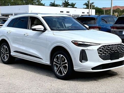 New 2026 Audi Q5 Premium AWD/4WD image 2