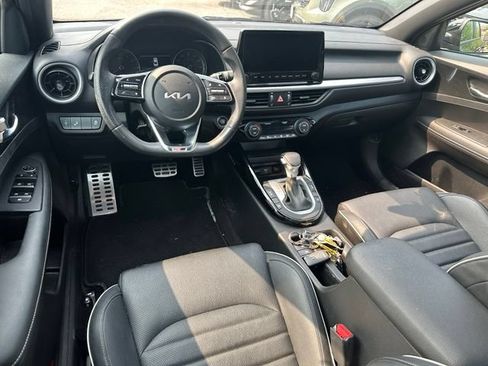 Used 2023 Kia Forte GT-Line w/ GT-Line Premium Package FWD image 10