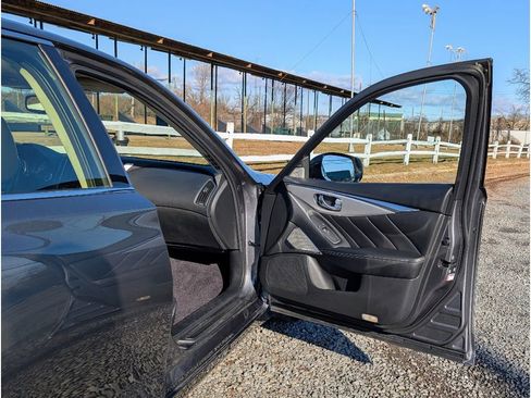 Used 2023 INFINITI Q50 Luxe image 11