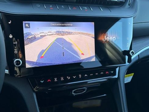 New 2026 Jeep Grand Cherokee Limited image 22