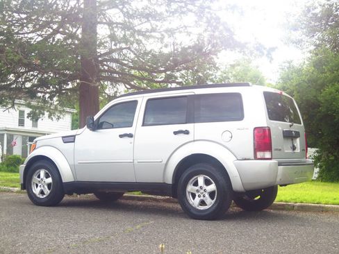 Used 2009 Dodge Nitro SE AWD/4WD image 3