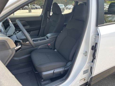 New 2026 Nissan Kicks S FWD image 14