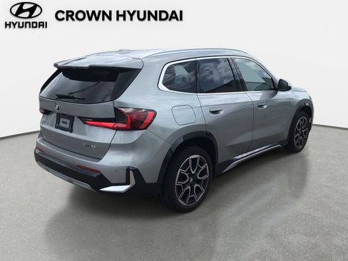 Used 2023 BMW X1 xDrive28i w/ Convenience Package AWD/4WD image 5