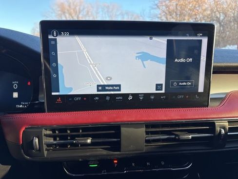 Used 2023 Lincoln Corsair Reserve w/ Rear Removable Package Tray image 21