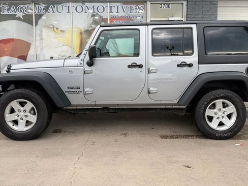 Used 2016 Jeep Wrangler Unlimited Sport w/ Quick Order Package 24S AWD/4WD image 6